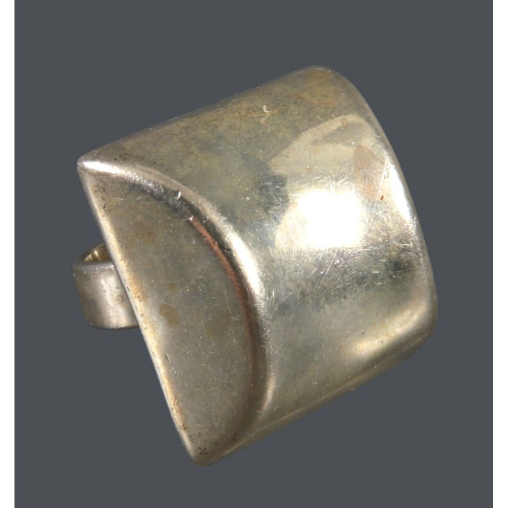 STERLING SILVER Taxco Mexico LARGE MODERNIST RING Curved Domed Concave Square 7